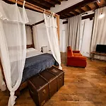 Dimora Storica - Palazzo Barabesi Apartment Siena