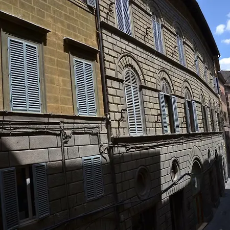 Dimora Storica - Palazzo Barabesi Lägenhet *